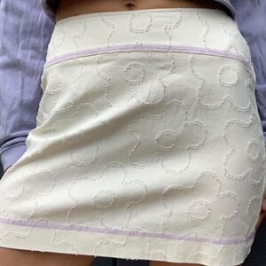 Urban Outfitters White & Lavender Y2K‎ Flowers Mini Skirt size 26